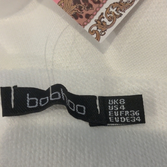 Boohoo V Neck Elastic Hem Cropped White Long Sleeve Pullover Sweatshirt Size 4 - Picture 4 of 5
